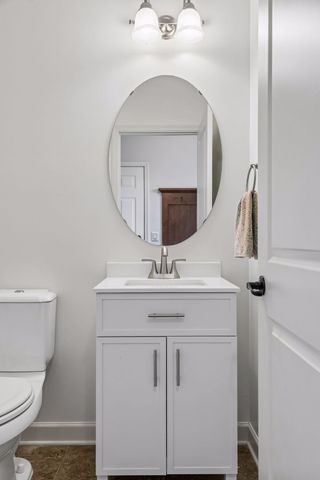 3319 Ridgestone Way, Woodbury, MN 55129