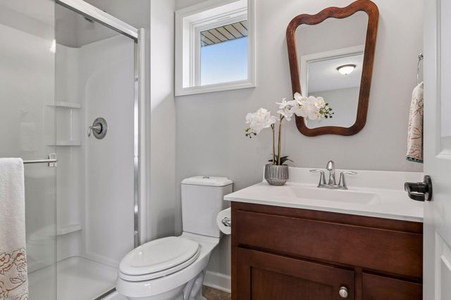 3319 Ridgestone Way, Woodbury, MN 55129