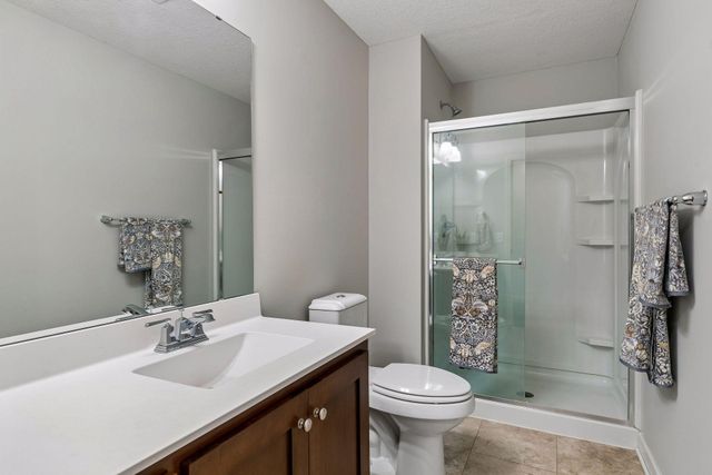 3319 Ridgestone Way, Woodbury, MN 55129