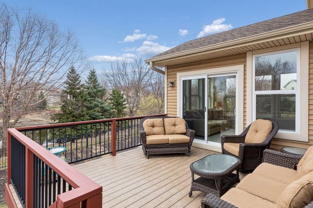 3319 Ridgestone Way, Woodbury, MN 55129