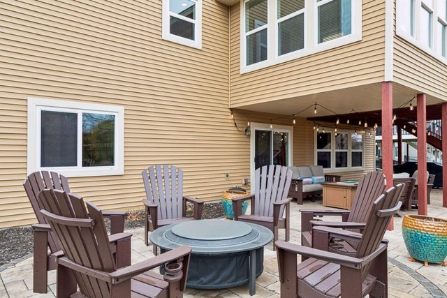 3319 Ridgestone Way, Woodbury, MN 55129