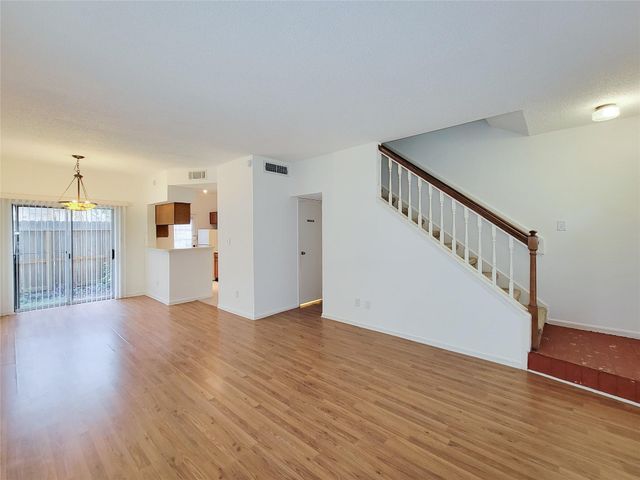 7575 Cambridge Street 2405, Houston, TX 77054