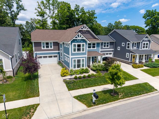 105 Thomas Point Drive, Fortville, IN 46040