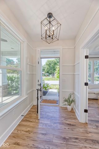 105 Thomas Point Drive, Fortville, IN 46040
