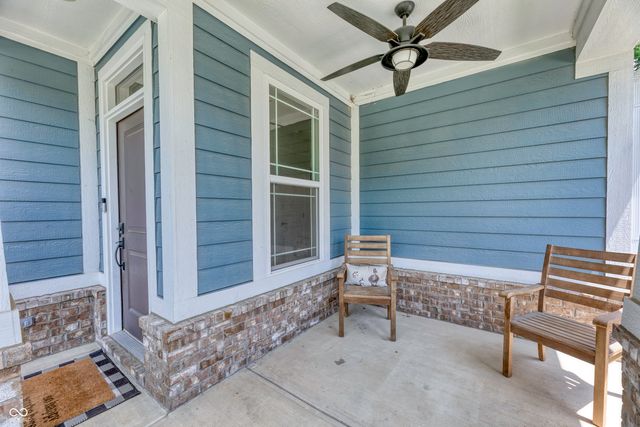 105 Thomas Point Drive, Fortville, IN 46040
