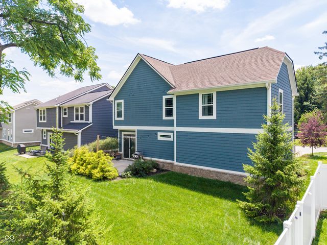 105 Thomas Point Drive, Fortville, IN 46040
