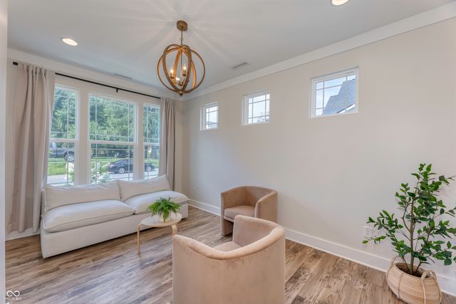 105 Thomas Point Drive, Fortville, IN 46040