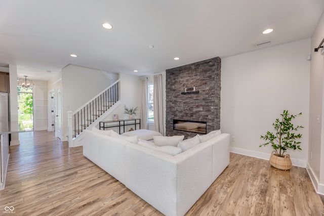 105 Thomas Point Drive, Fortville, IN 46040