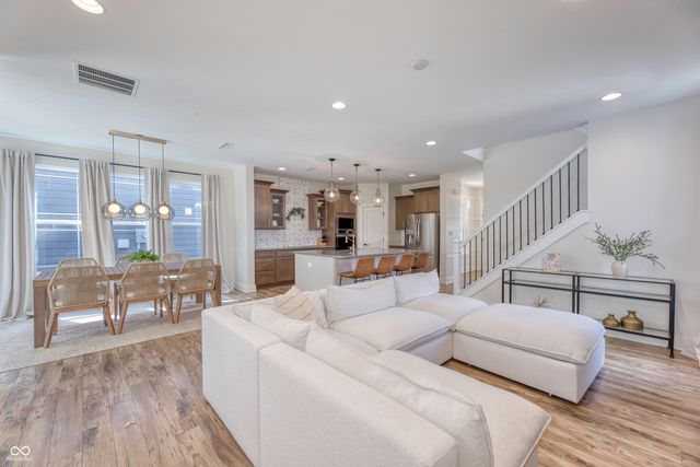 105 Thomas Point Drive, Fortville, IN 46040