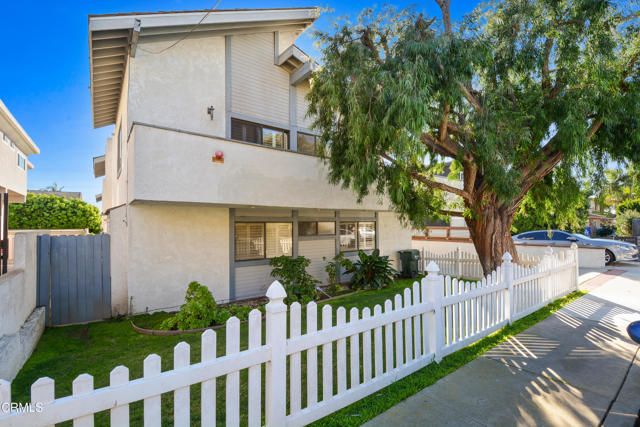 2718 Vanderbilt Lane B, Redondo Beach, CA 90278