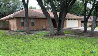 157 Guadalupe River Drive, Seguin, TX 78155