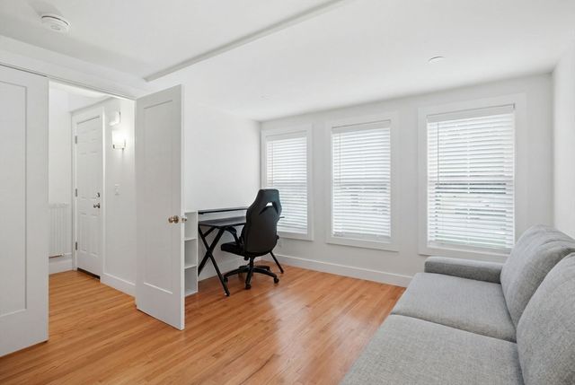 42 Messinger St 42, Canton, MA 02021