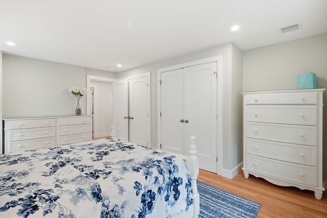 42 Messinger St 42, Canton, MA 02021