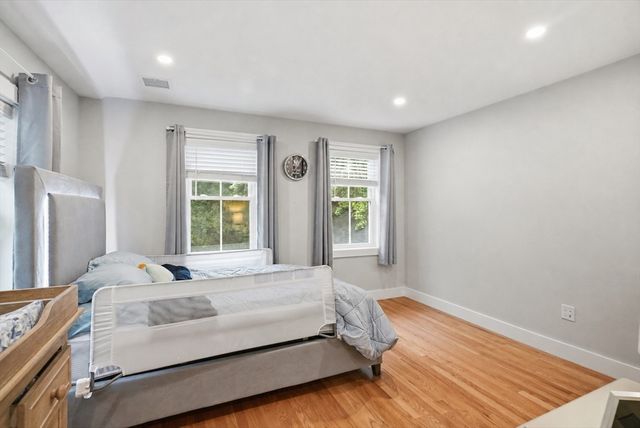 42 Messinger St 42, Canton, MA 02021