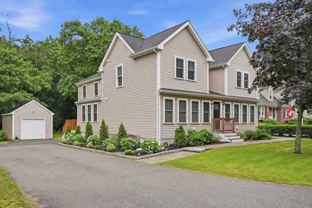 42 Messinger St 42, Canton, MA 02021