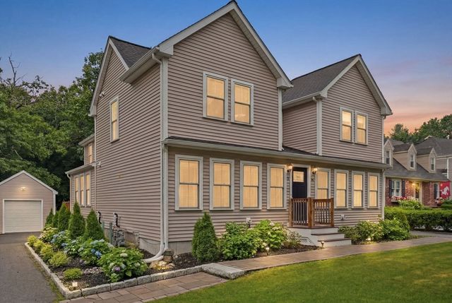42 Messinger St 42, Canton, MA 02021
