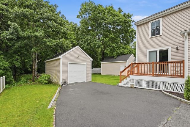 42 Messinger St 42, Canton, MA 02021
