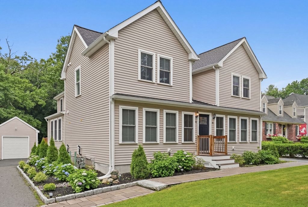42 Messinger St 42, Canton, MA 02021