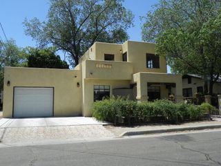 522 14th Street NW, Albuquerque, NM 87104