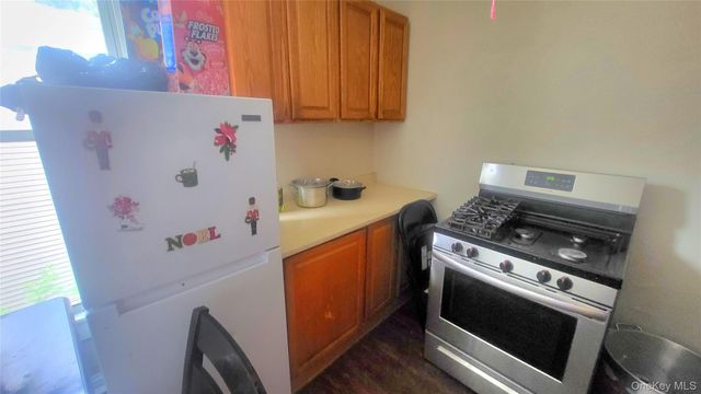 48 Conklin Street, Poughkeepsie, NY 12601