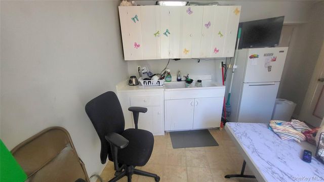 48 Conklin Street, Poughkeepsie, NY 12601