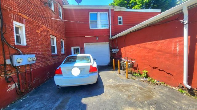 48 Conklin Street, Poughkeepsie, NY 12601