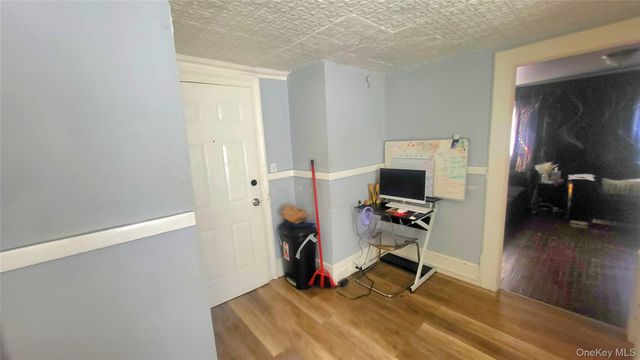 48 Conklin Street, Poughkeepsie, NY 12601