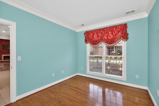 1429 Pine Needles Lane 403, Lexington, KY 40513