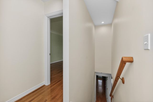 1429 Pine Needles Lane 403, Lexington, KY 40513