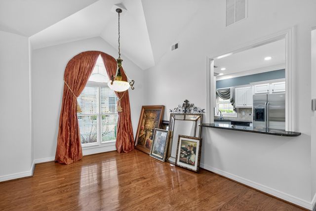 1429 Pine Needles Lane 403, Lexington, KY 40513