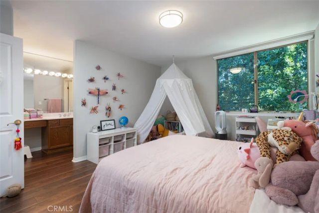 14101 Dickens Street 9, Sherman Oaks, CA 91423