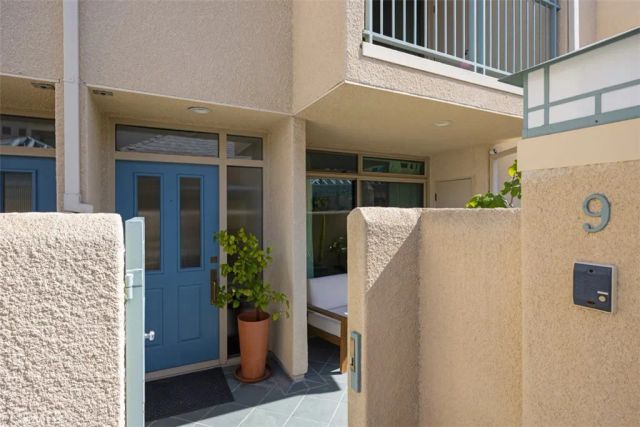 14101 Dickens Street 9, Sherman Oaks, CA 91423