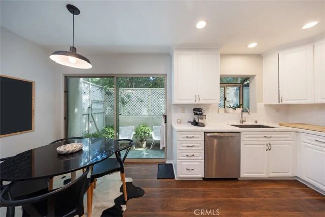 14101 Dickens Street 9, Sherman Oaks, CA 91423