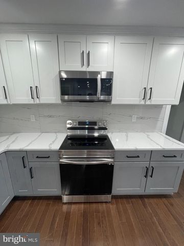 2517 E SOMERSET ST, Philadelphia, PA 19134