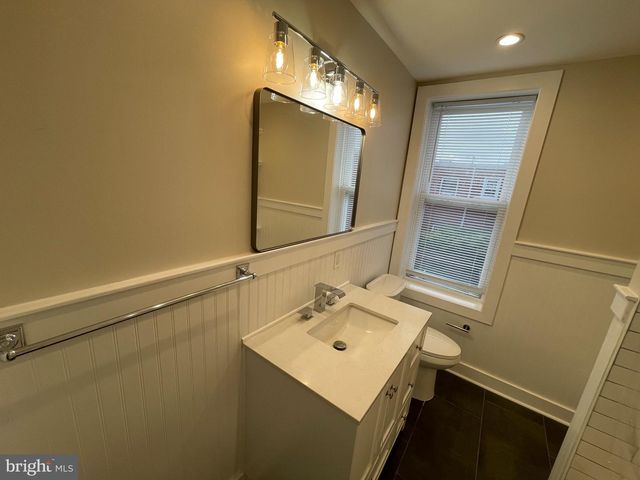 2517 E SOMERSET ST, Philadelphia, PA 19134