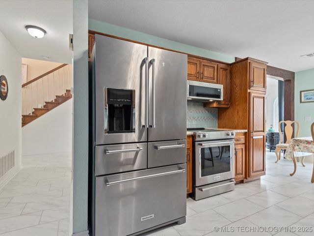 3730 E Mountain Road, Bartlesville, OK 74003