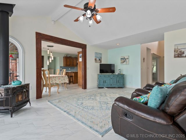 3730 E Mountain Road, Bartlesville, OK 74003