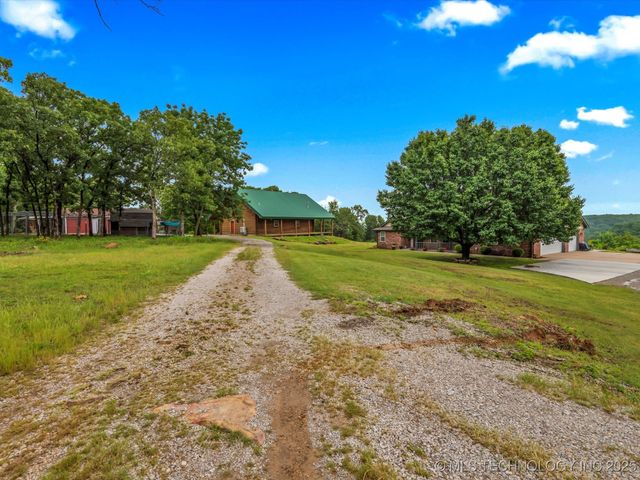 3730 E Mountain Road, Bartlesville, OK 74003