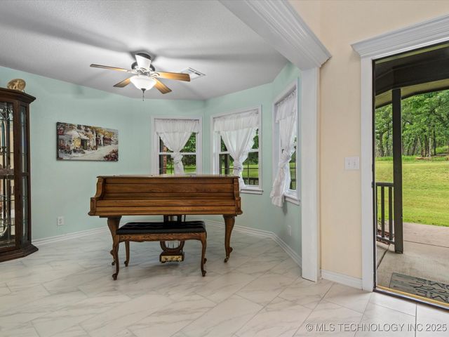 3730 E Mountain Road, Bartlesville, OK 74003