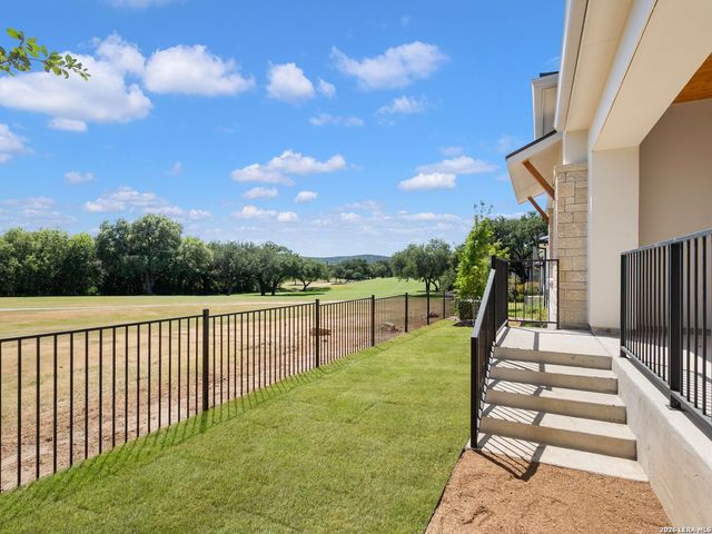30 Vintage Trace, San Antonio, TX 78257