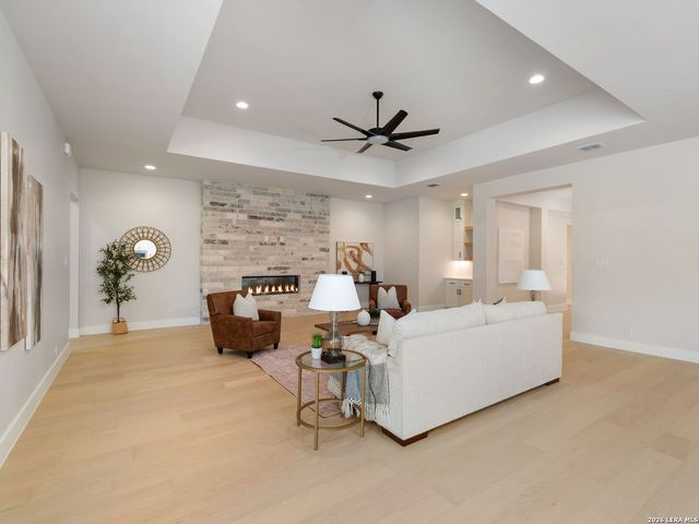 30 Vintage Trace, San Antonio, TX 78257