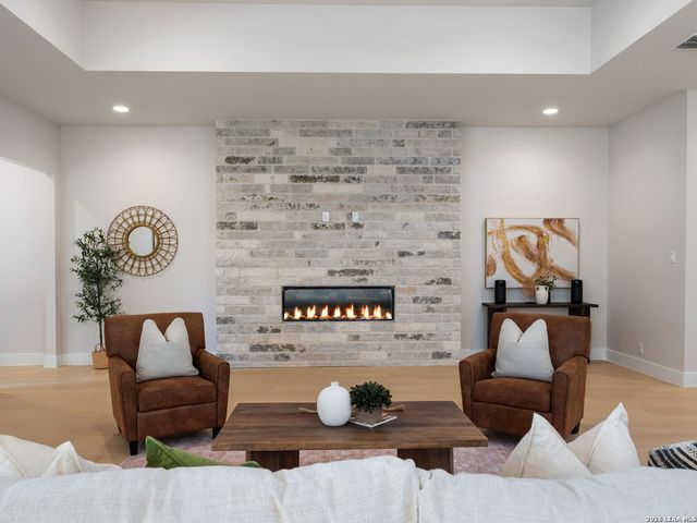 30 Vintage Trace, San Antonio, TX 78257