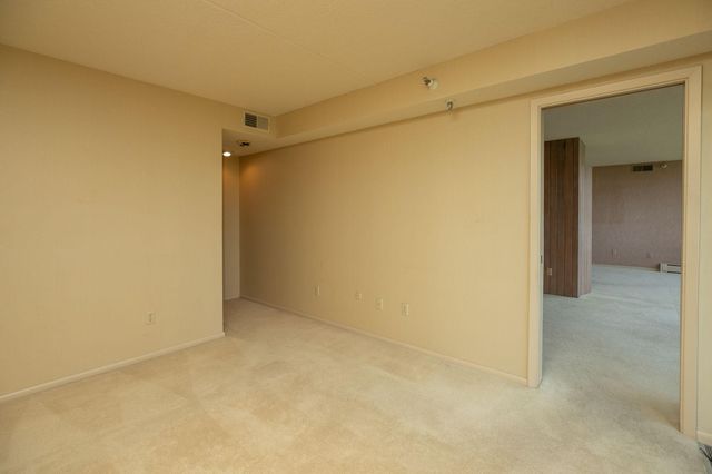 600 4th Street SW 605, Rochester, MN 55902