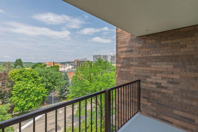 600 4th Street SW 605, Rochester, MN 55902