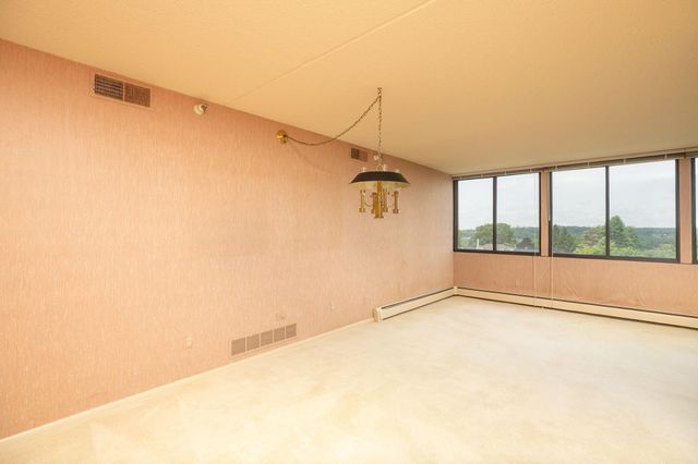 600 4th Street SW 605, Rochester, MN 55902