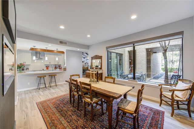 11541 Riverview Drive 5, Houston, TX 77077