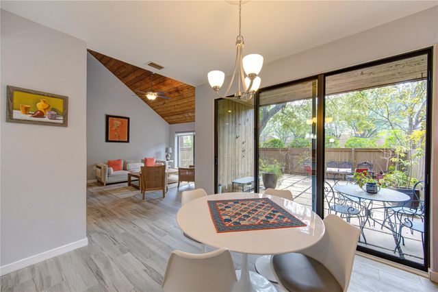 11541 Riverview Drive 5, Houston, TX 77077