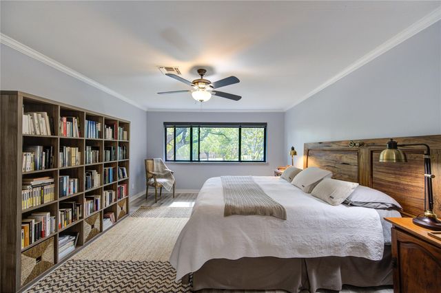 11541 Riverview Drive 5, Houston, TX 77077