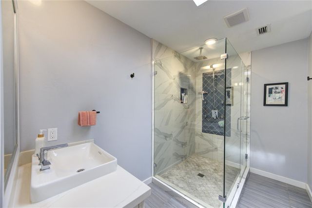 11541 Riverview Drive 5, Houston, TX 77077