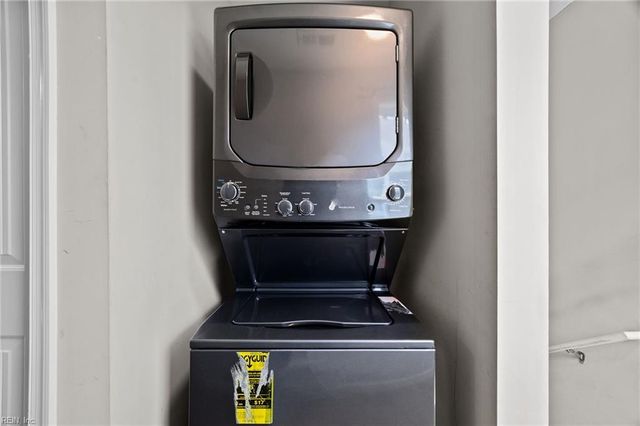 1230 Commerce AVE, Chesapeake, VA 23324